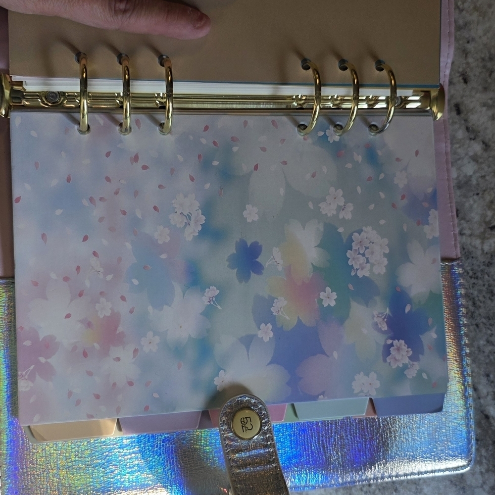 BNWT Holographic Silver Planner with Pink Ribbon For Breast Cancer - Picture 5 of 8